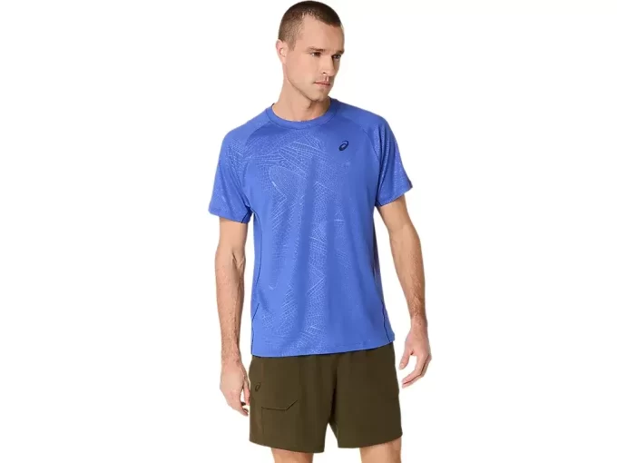 GAME ALL OVER PRINT SHORT SLEEVE TOP GAME ALL OVER PRINT SHORT SLEEVE TOP