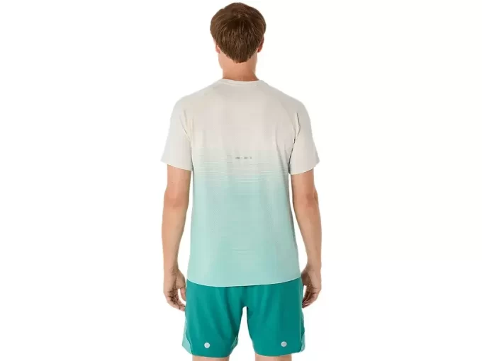 MEN’S SEAMLESS SHORT SLEEVE TOP