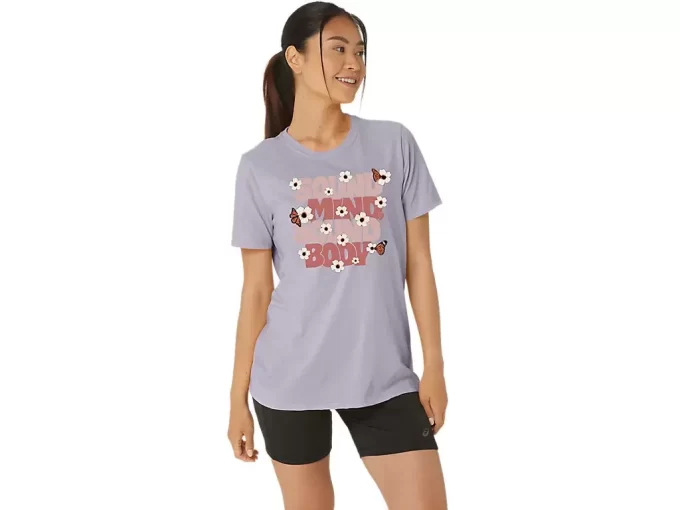 WOMEN’S ASICS MONARCH SLOGAN CREW WOMEN’S ASICS MONARCH SLOGAN CREW