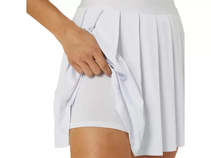 WOMEN’S CLASSIC SKORT WOMEN’S CLASSIC SKORT