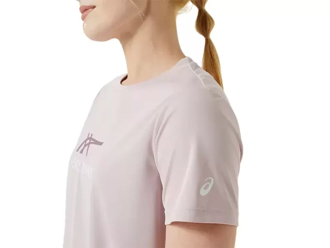 WOMEN’S COURT TENNIS GRAPHIC TEE