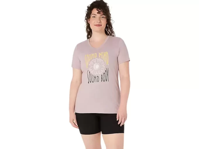 WOMEN’S SUNFLOWER SLOGAN V-NECK