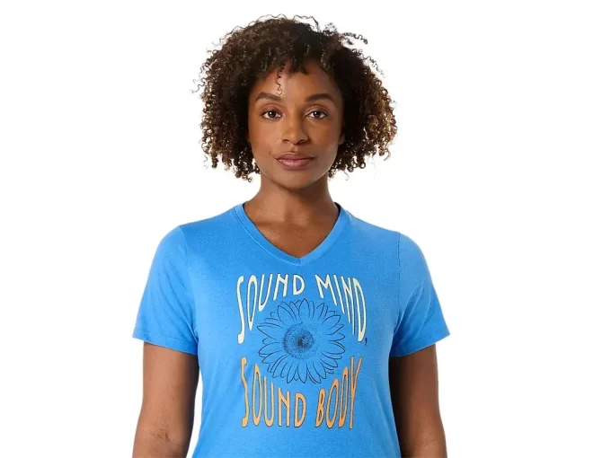 WOMEN’S SUNFLOWER SLOGAN V-NECK